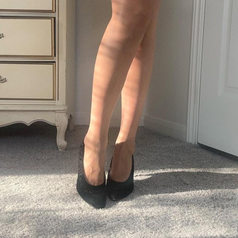 vintage pancaldi black suede kitten heels with embroidery